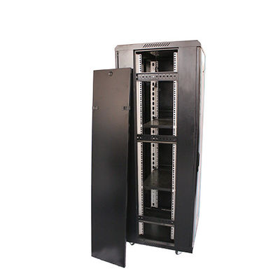 OEM サーバー SPCC データセンター ネットワーク キャビネット 600*530*400 DDF ネットワーク サーバー キャビネット ロック