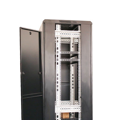 コンピュータネットワーク機器のためのカスタマイズ可能な42Uネットワークラックシート金属囲い